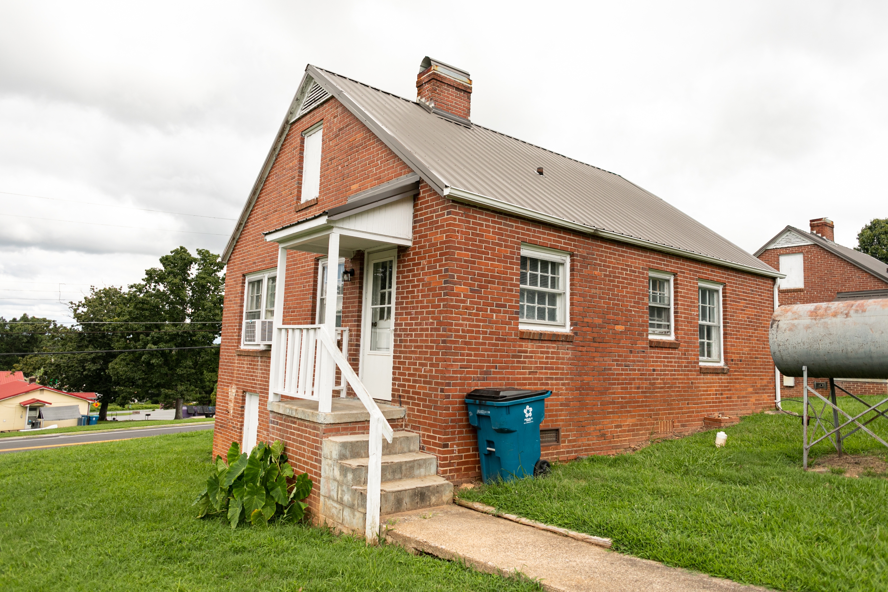 210 Main Avenue East