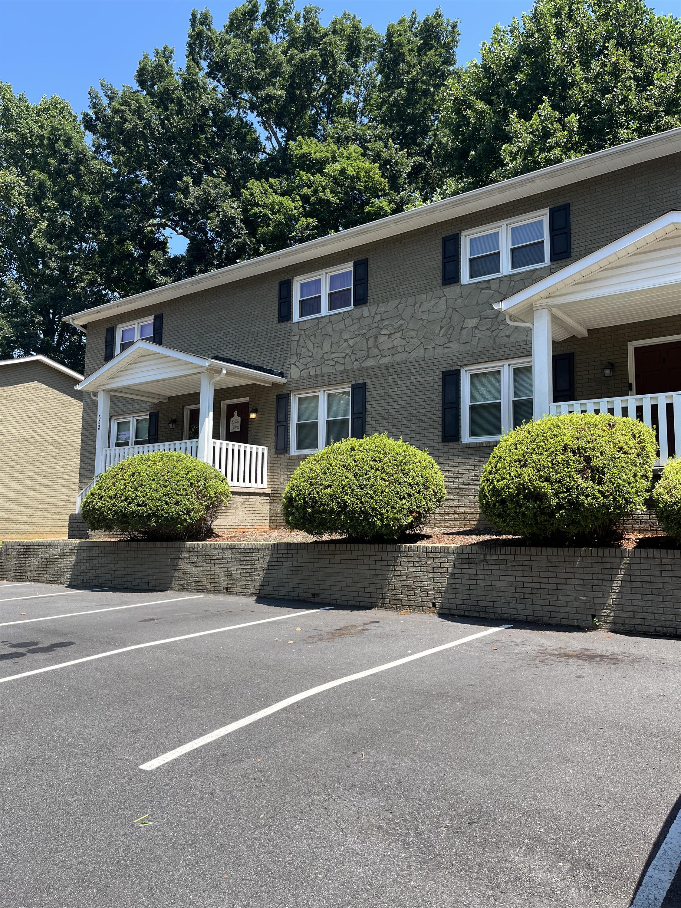 302 Hopewell Road Apt. A