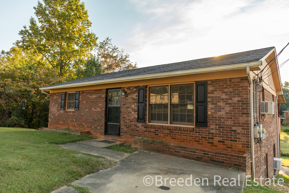 1670 Falls Avenue - A